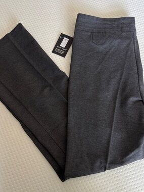 Rekucci | Women's Size 16 | Charcoal Knit Pull-On Pants | Secret Figure | NWT